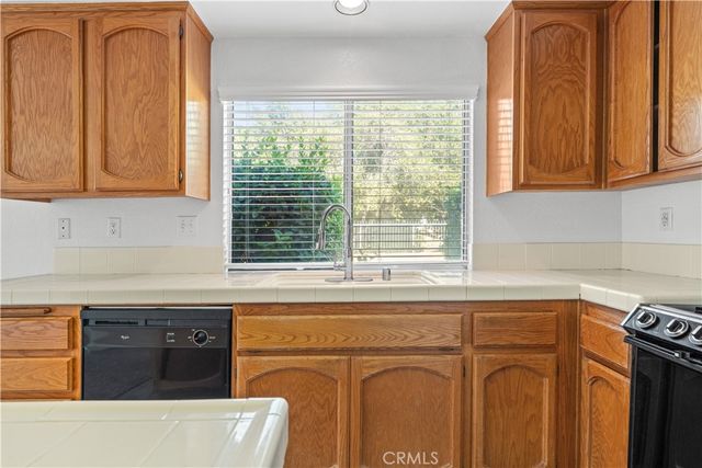 10011 Thornbird Court, Moreno Valley, CA 92557