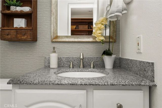 8282 Artista Drive, Huntington Beach, CA 92646