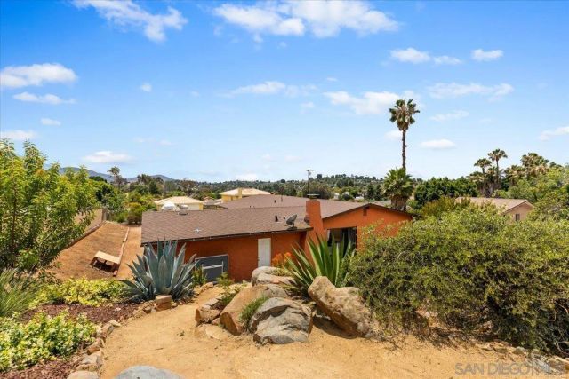 10844 Challenge Blvd, La Mesa, CA 91941