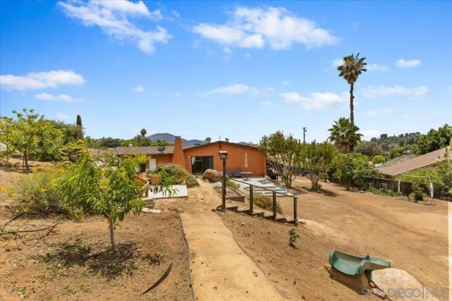 10844 Challenge Blvd, La Mesa, CA 91941