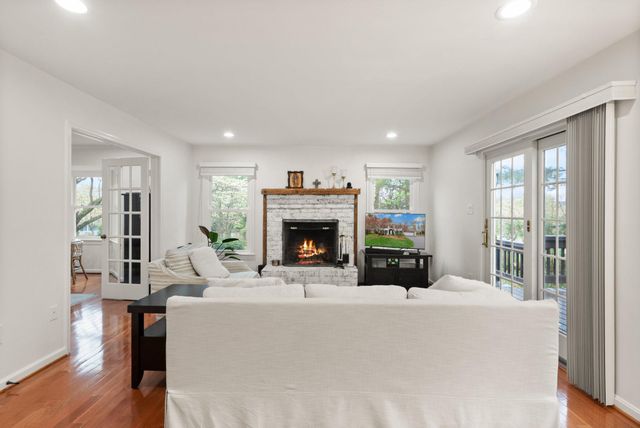 1232 BISHOPSGATE WAY, Reston, VA 20194