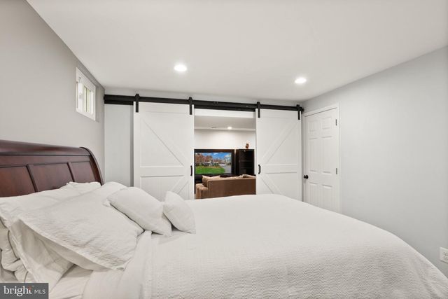 1232 BISHOPSGATE WAY, Reston, VA 20194