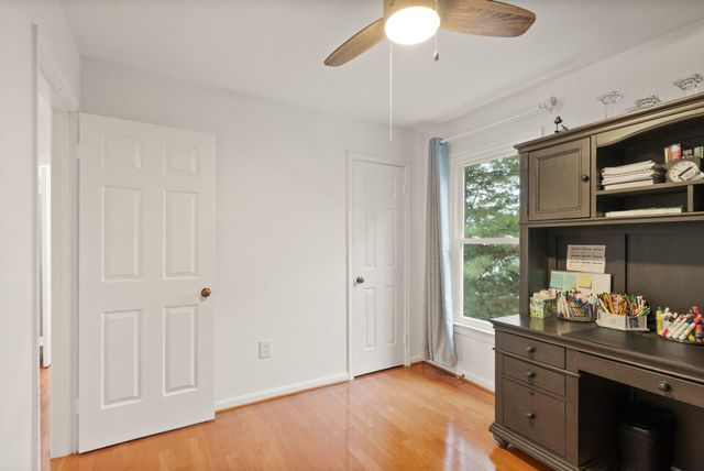 1232 BISHOPSGATE WAY, Reston, VA 20194