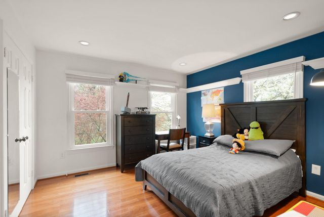 1232 BISHOPSGATE WAY, Reston, VA 20194