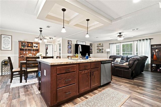 82 Gregory Drive, Jasper, GA 30143