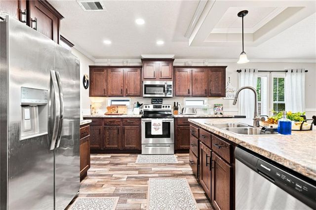 82 Gregory Drive, Jasper, GA 30143