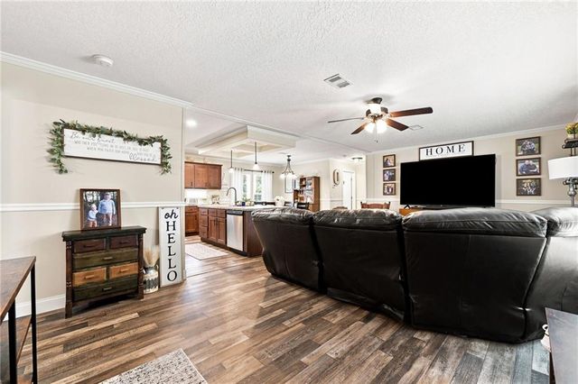 82 Gregory Drive, Jasper, GA 30143