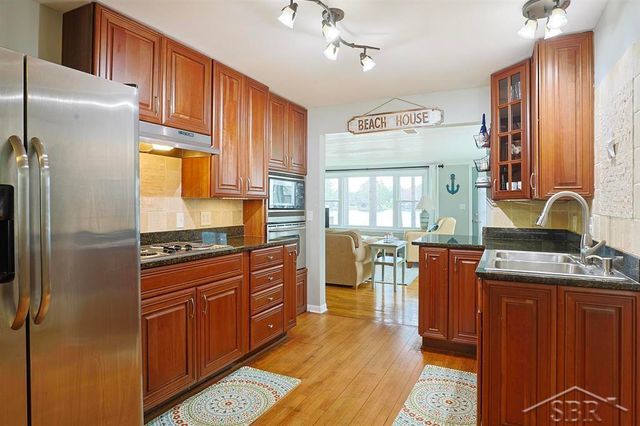1320 Hillcrest Drive, Lake, MI 48632