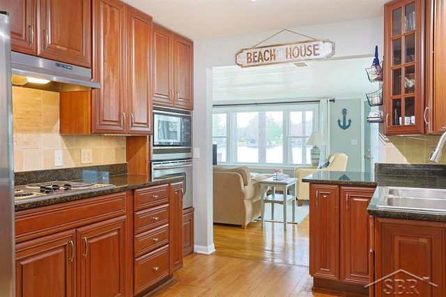 1320 Hillcrest Drive, Lake, MI 48632