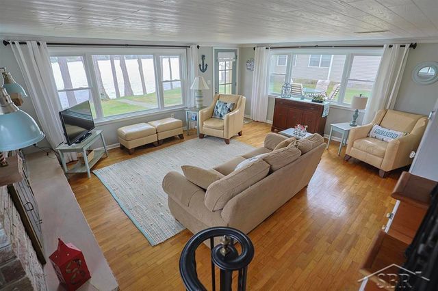 1320 Hillcrest Drive, Lake, MI 48632