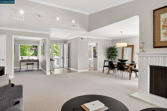 896 Terra California Dr 1, Walnut Creek, CA 94595