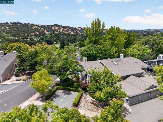 896 Terra California Dr 1, Walnut Creek, CA 94595