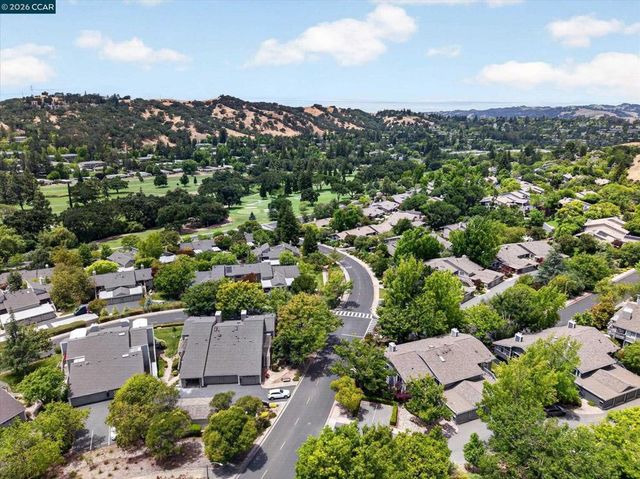 896 Terra California Dr 1, Walnut Creek, CA 94595