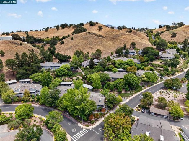 896 Terra California Dr 1, Walnut Creek, CA 94595