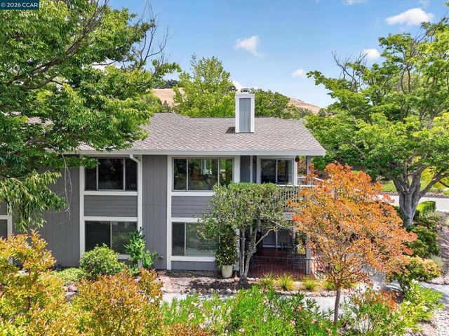 896 Terra California Dr 1, Walnut Creek, CA 94595