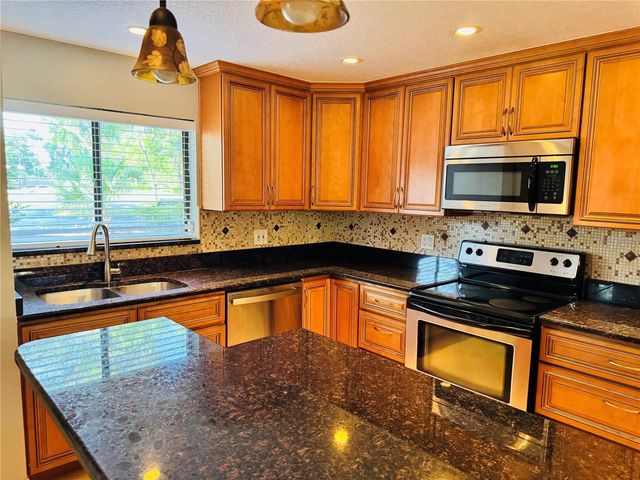 1000 WINDERLEY PLACE 128, Maitland, FL 32751