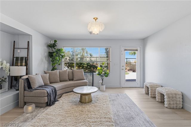 316 Silver Grove Street, Las Vegas, NV 89144