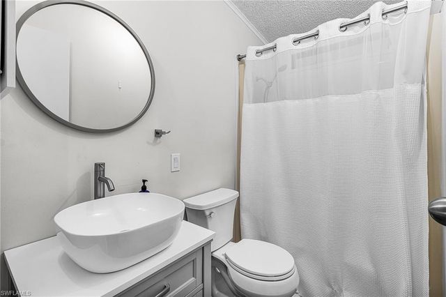 4971 Porky LN, St. James City, FL 33956