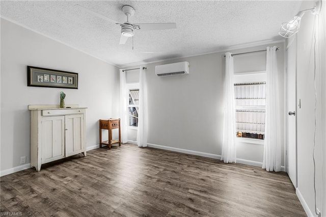 4971 Porky LN, St. James City, FL 33956