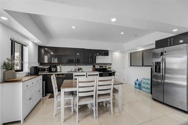 11610 NW 57th Ct, Hialeah, FL 33012