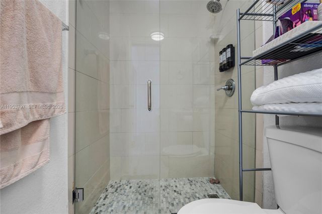 11610 NW 57th Ct, Hialeah, FL 33012