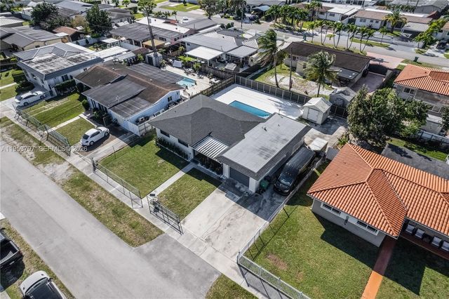 11610 NW 57th Ct, Hialeah, FL 33012