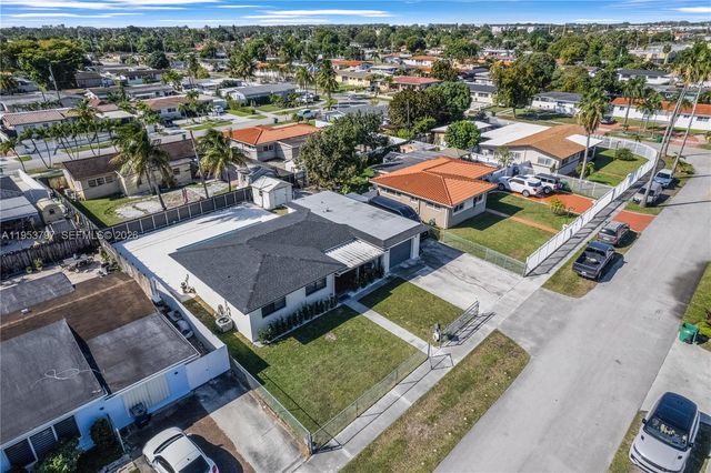 11610 NW 57th Ct, Hialeah, FL 33012