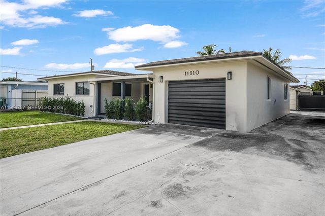 11610 NW 57th Ct, Hialeah, FL 33012