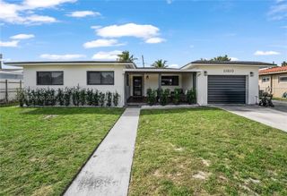 11610 NW 57th Ct, Hialeah, FL 33012