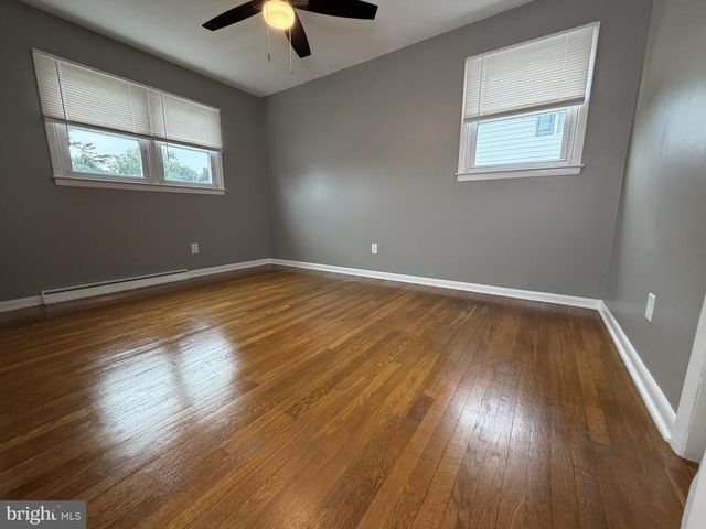 2102 ELDER DR, Wilmington, DE 19808