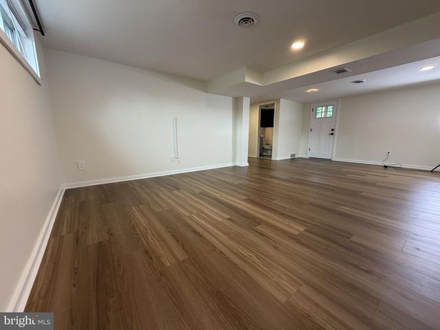 2102 ELDER DR, Wilmington, DE 19808