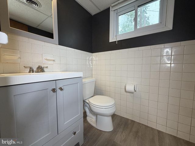 2102 ELDER DR, Wilmington, DE 19808