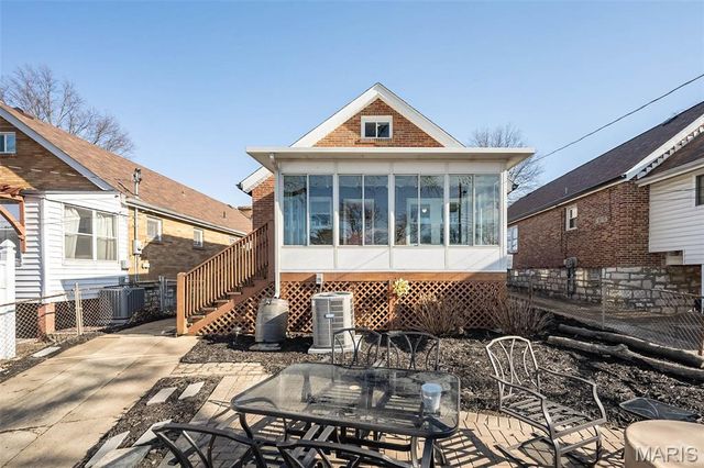 3915 Prather Avenue, St Louis, MO 63109