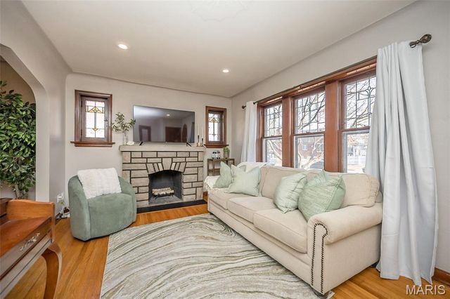 3915 Prather Avenue, St Louis, MO 63109