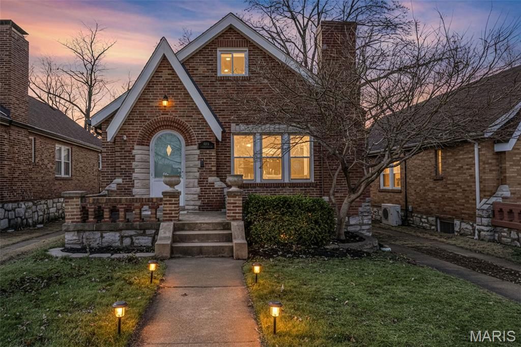 3915 Prather Avenue, St Louis, MO 63109