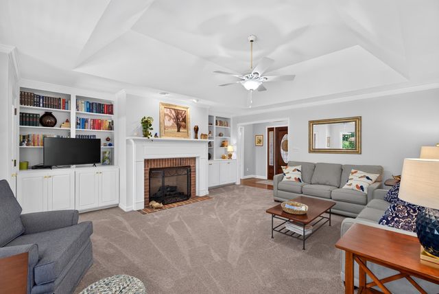 216 Muirfield Drive, Spartanburg, SC 29306