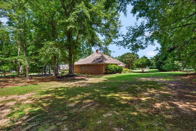 216 Muirfield Drive, Spartanburg, SC 29306