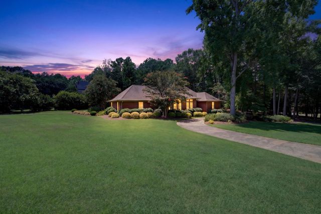 216 Muirfield Drive, Spartanburg, SC 29306
