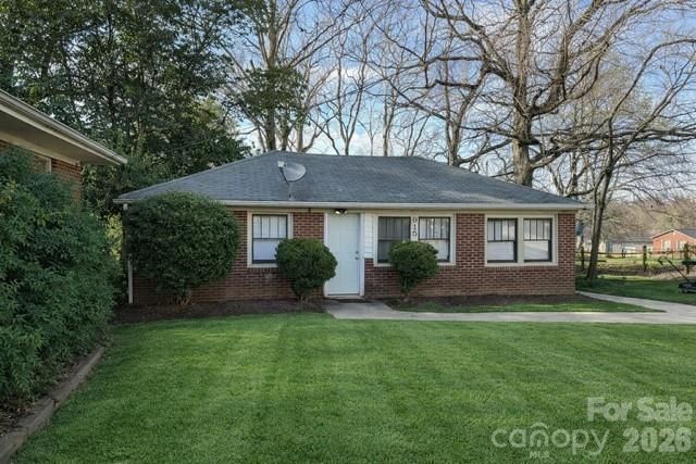 911 Hickory Grove Road, Gastonia, NC 28056