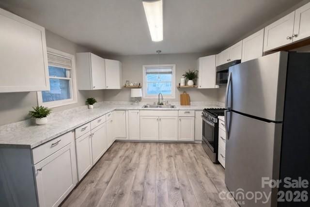 911 Hickory Grove Road, Gastonia, NC 28056
