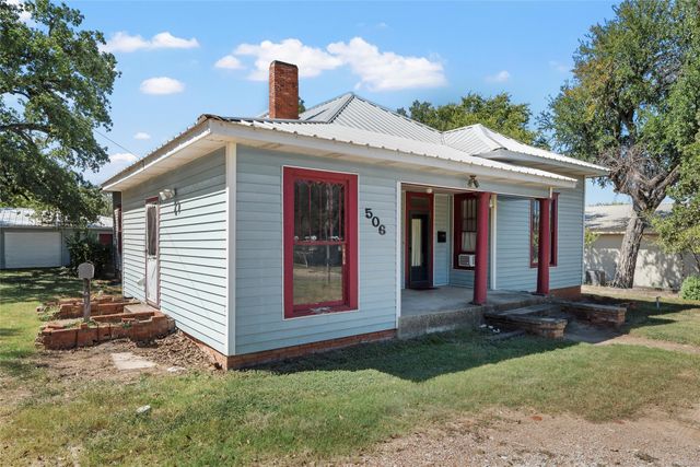 506 E MAIN Street, Hamilton, TX 76531