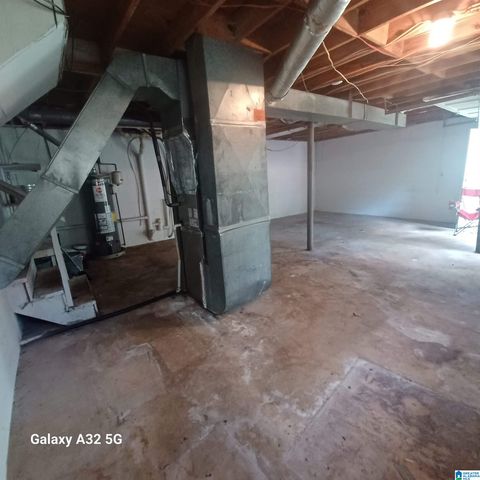 1001 PARKWOOD CIRCLE, Birmingham, AL 35215