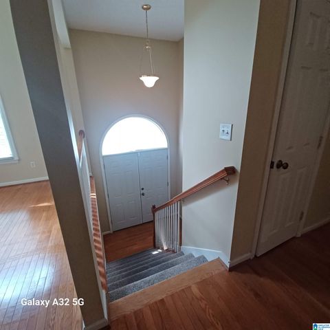1001 PARKWOOD CIRCLE, Birmingham, AL 35215