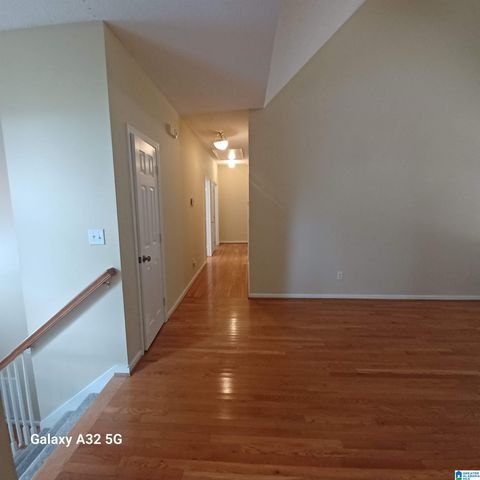 1001 PARKWOOD CIRCLE, Birmingham, AL 35215