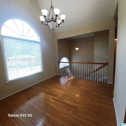 1001 PARKWOOD CIRCLE, Birmingham, AL 35215