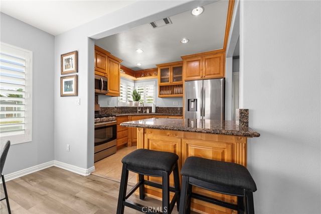 6402 Raymond Avenue, Long Beach, CA 90805