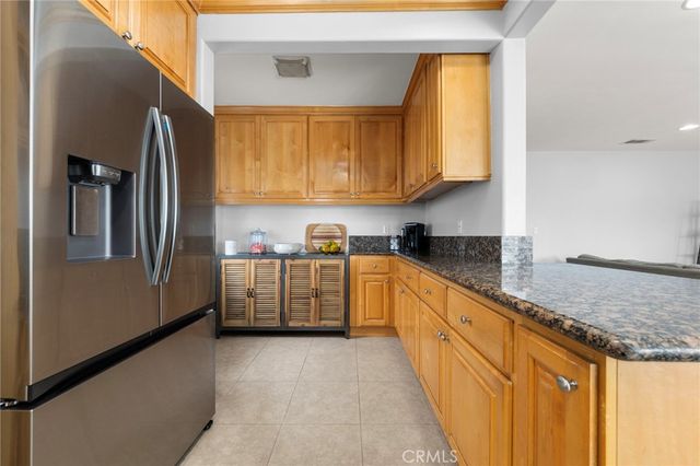 6402 Raymond Avenue, Long Beach, CA 90805