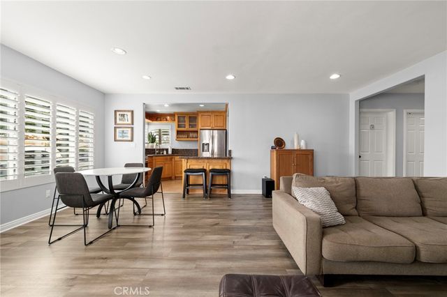 6402 Raymond Avenue, Long Beach, CA 90805