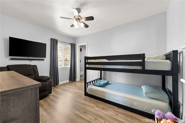 6402 Raymond Avenue, Long Beach, CA 90805