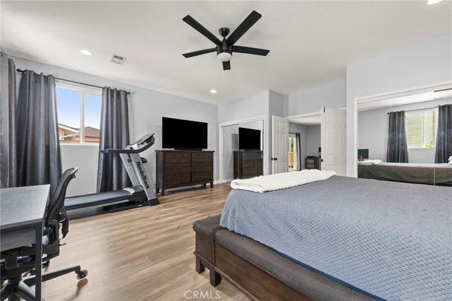 6402 Raymond Avenue, Long Beach, CA 90805